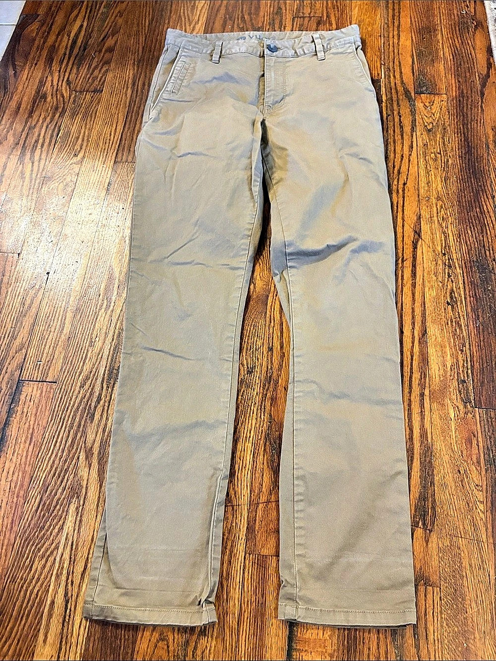 🎉EUC! Vuori Straight Leg Khaki Pants Waist 28